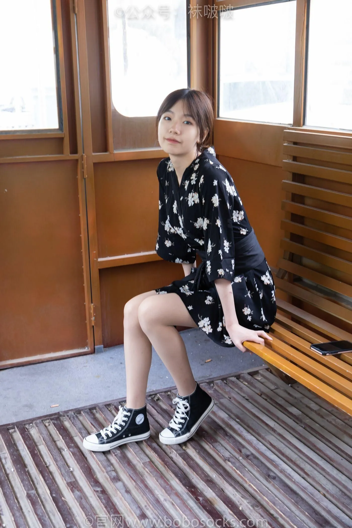 [BoBoSocks袜啵啵]NO.013 小甜豆-匡威帆布鞋、浅灰色短棉袜、肉丝 [132P]插图3